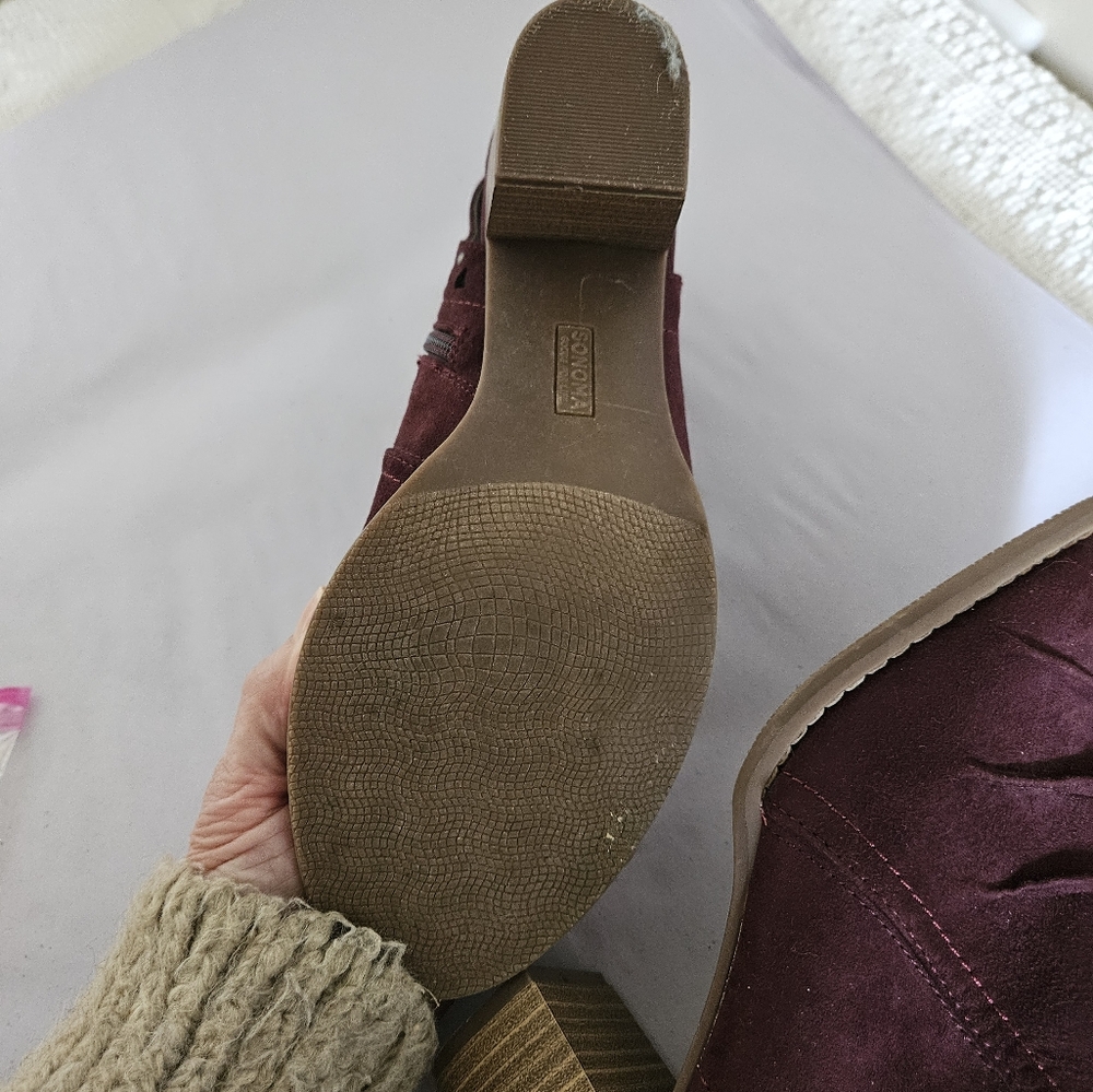 Women's Sonoma Burgundy Suede Ankle Boots Size 8.5 - Picture 11 of 14